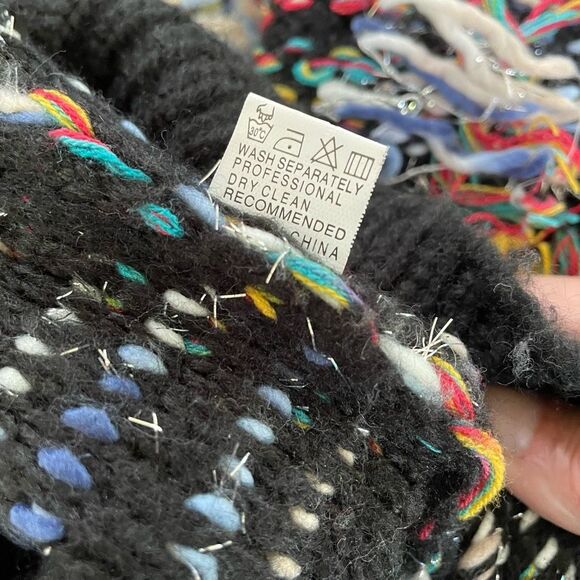 Boutique Brand The Ol Razzle Dazzle Tassel Sweater XL - Picture 12 of 13